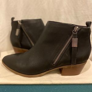 SAM EDELMAN Circus- black leather booties